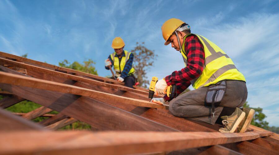 Professional residential roofers in Corona, CA